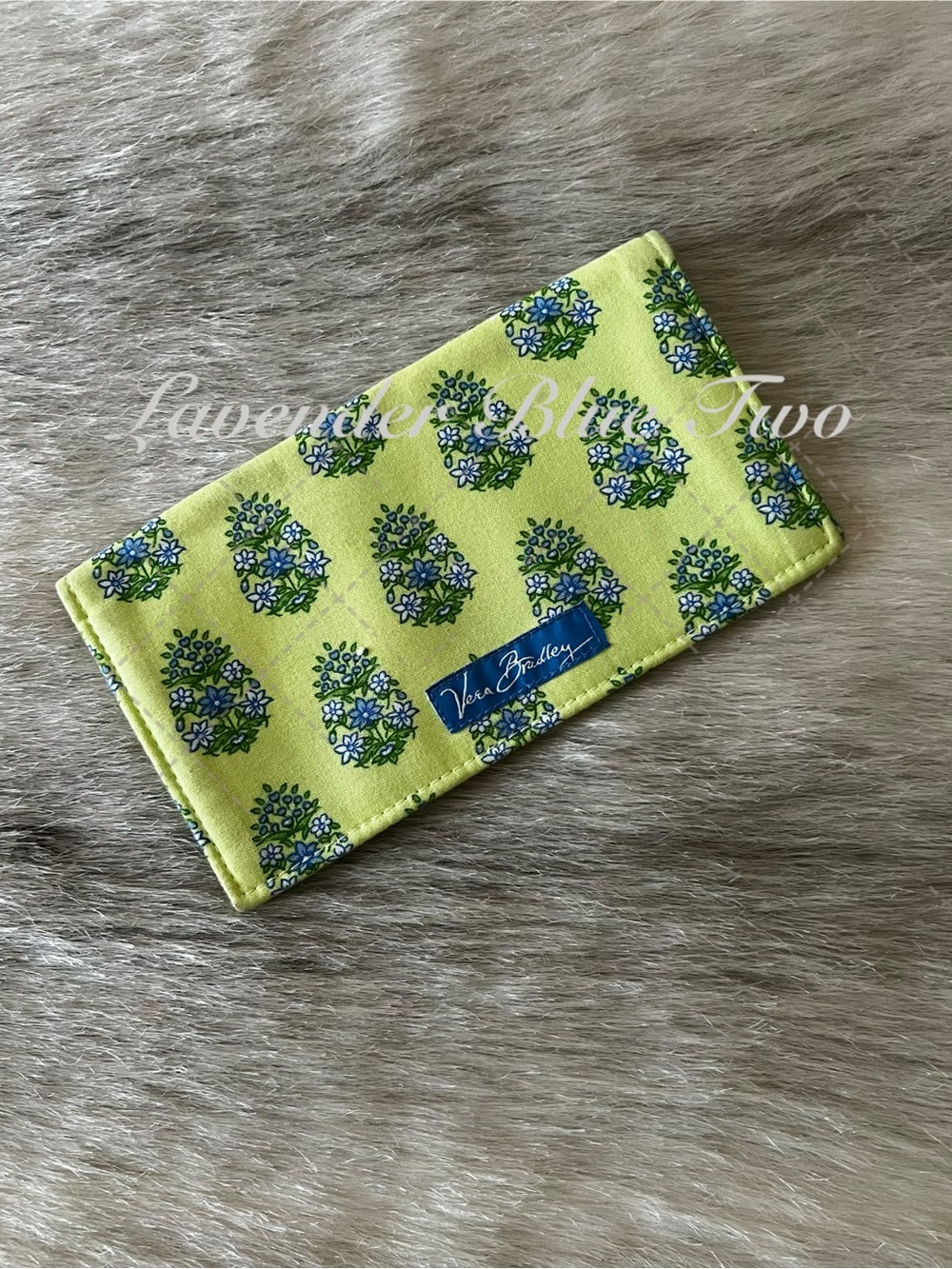 Vintage VERA BRADLEY Citron 2006 2 Fold Checkbook Cover Yellow Elephants Y2K